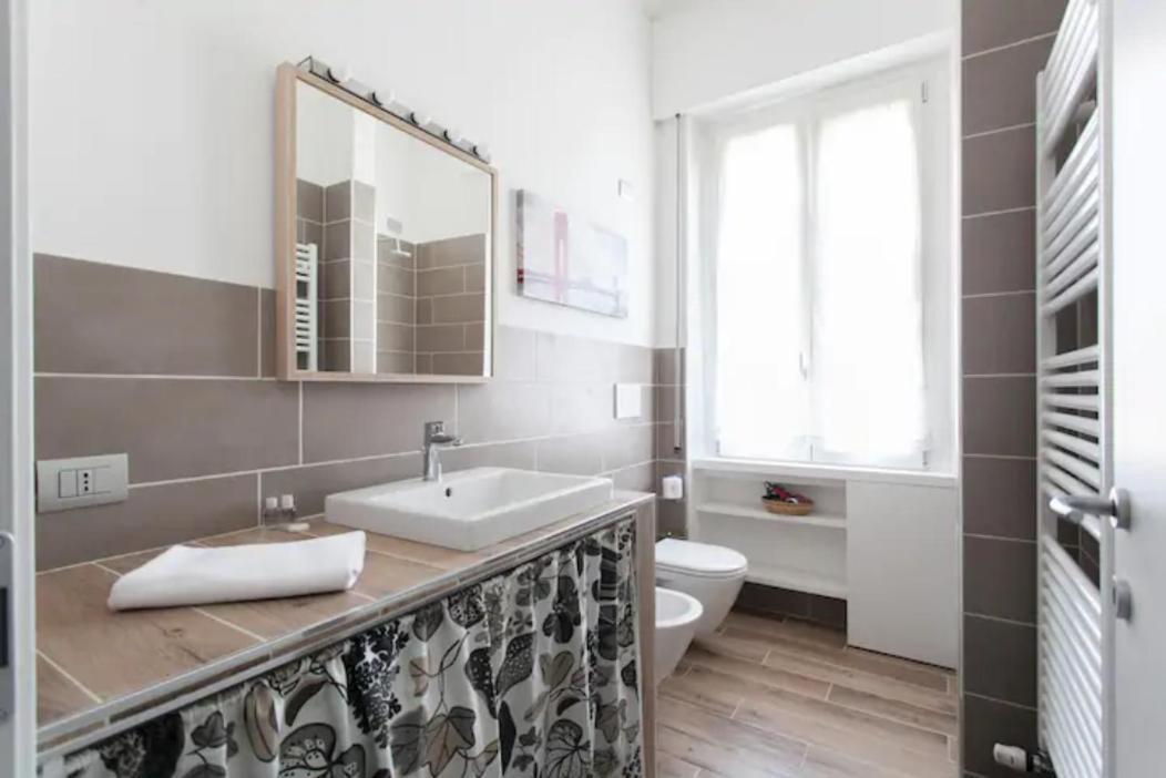 Piazzale Susa Bright Flat con Veranda Mailand Exterior foto