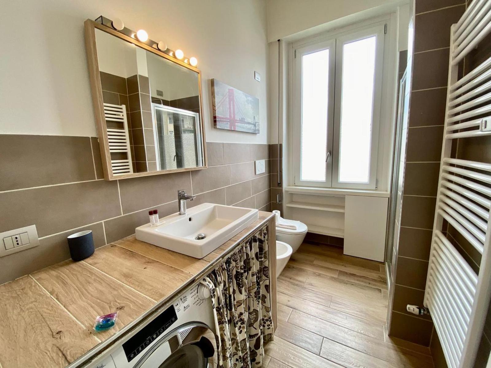 Piazzale Susa Bright Flat con Veranda Mailand Exterior foto