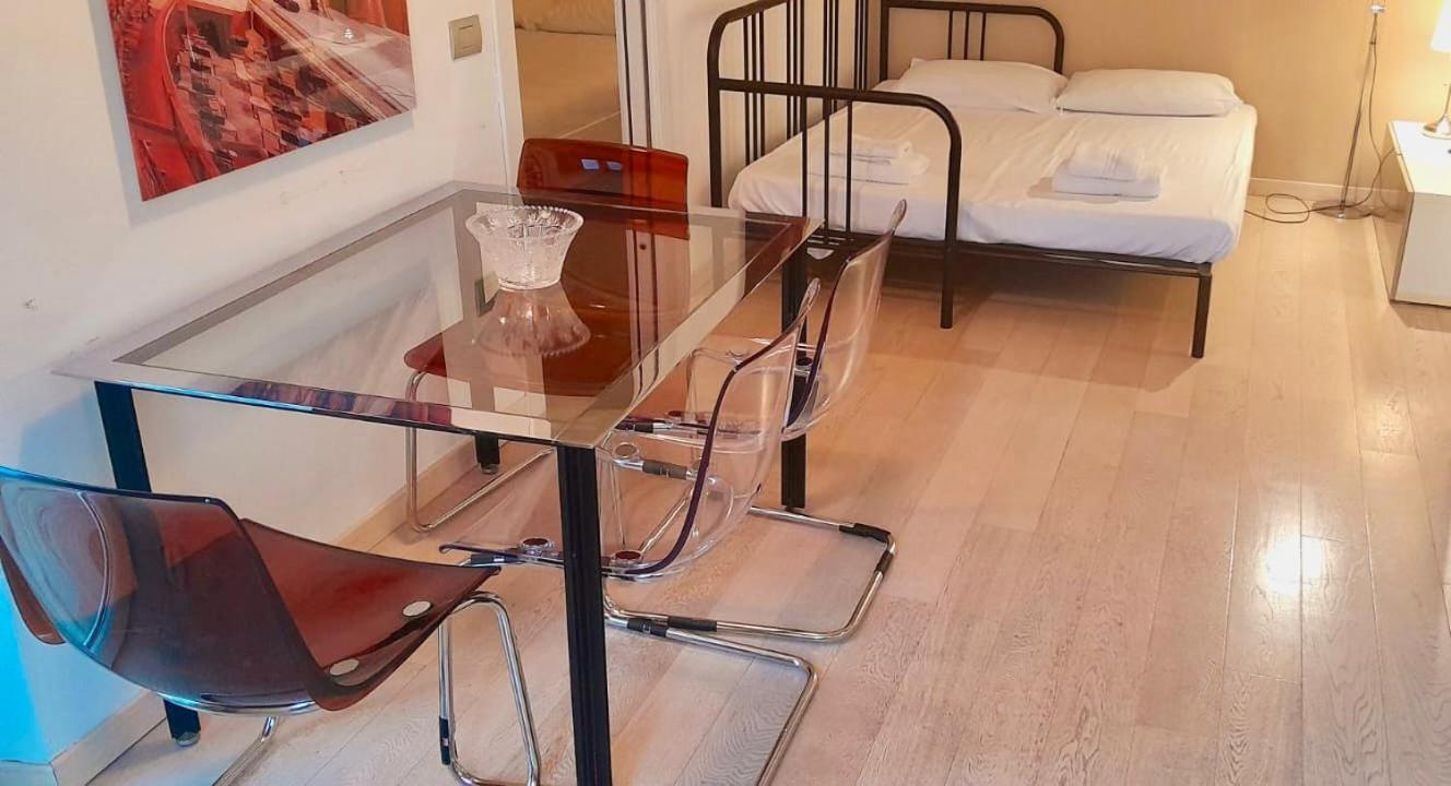 Piazzale Susa Bright Flat con Veranda Mailand Exterior foto